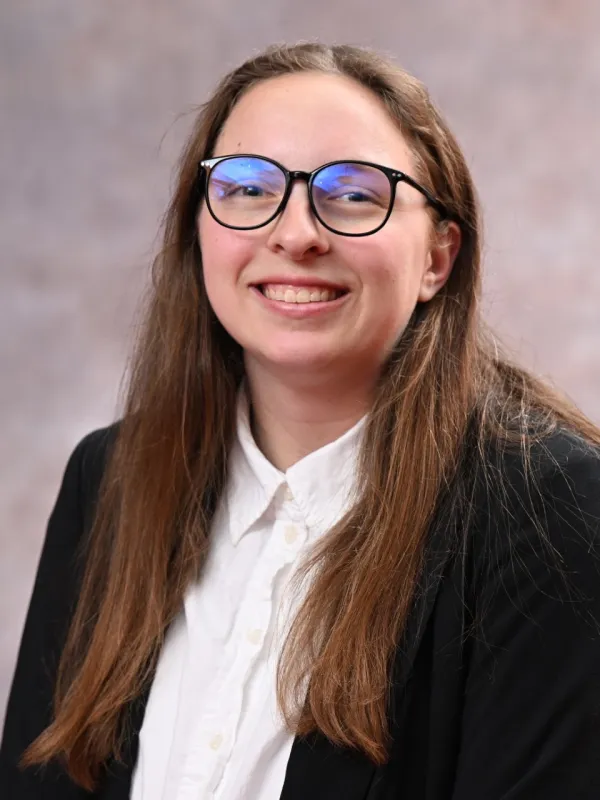 Zia Bodnar profile